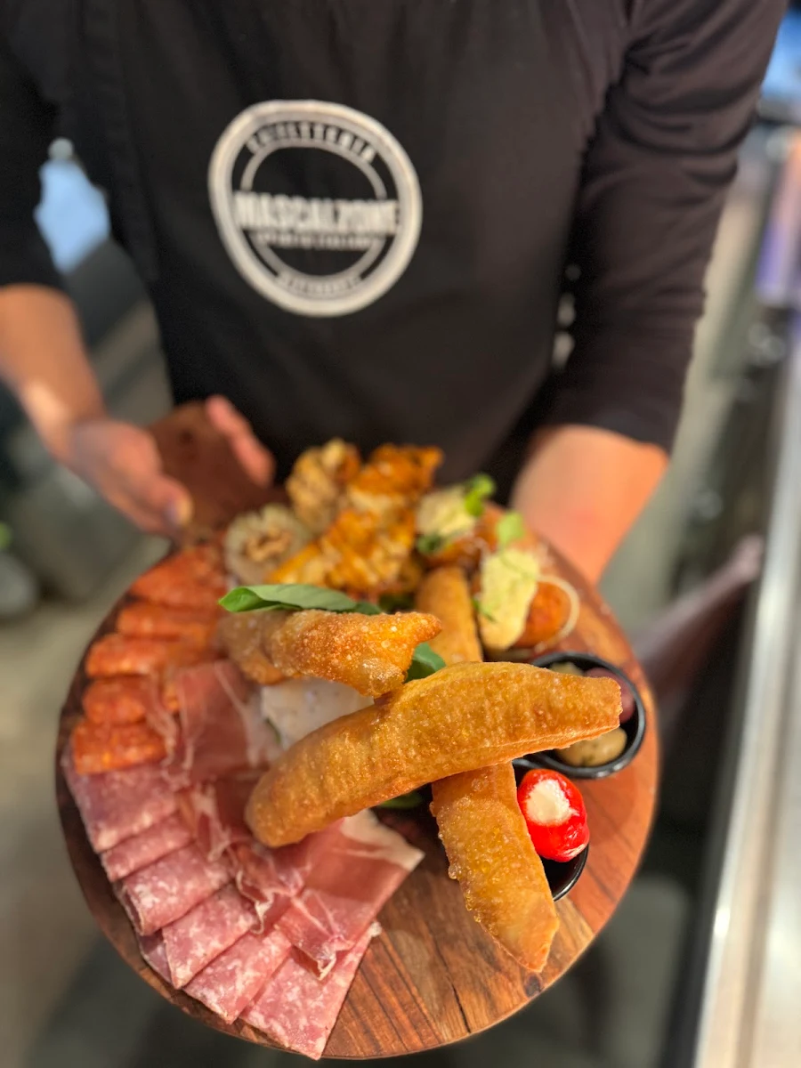 Tagliere Mascalzone, Mascalzone Port Melbourne