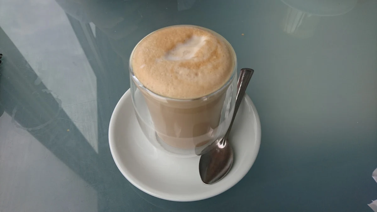 Latte, The Deck cafe on the wharf