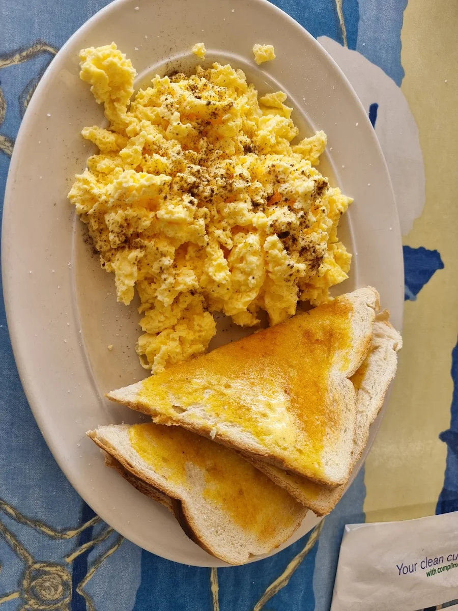 Scrambled Eggs, Pope's Cafe