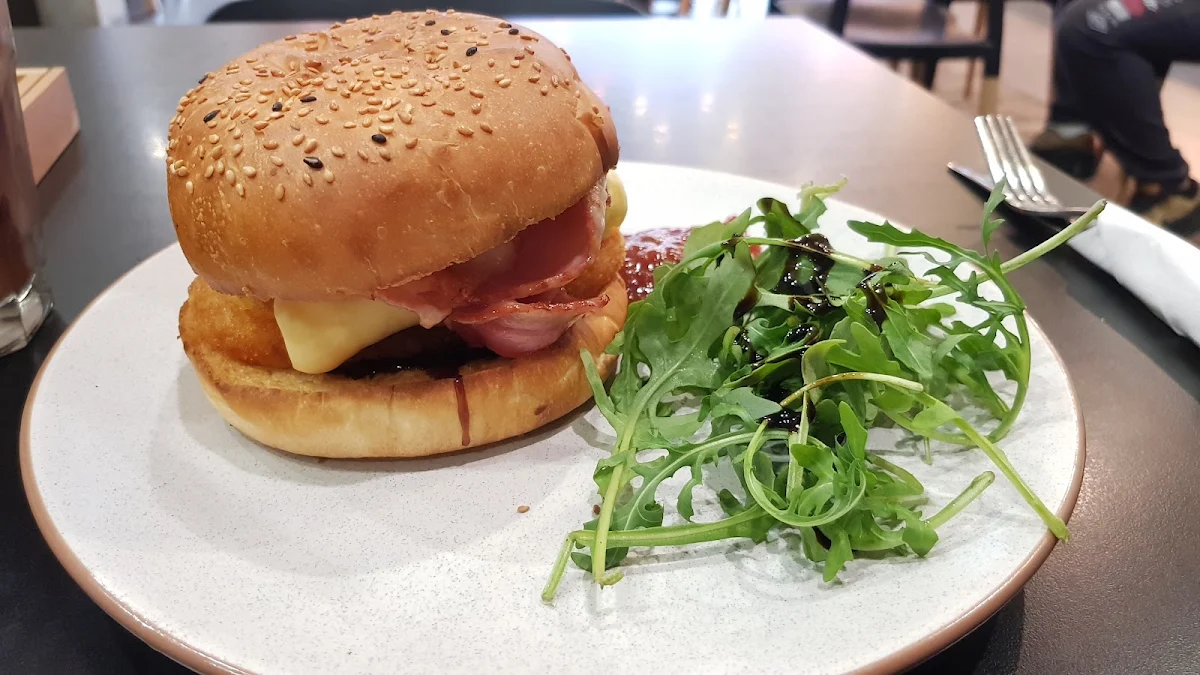 Brekkie Burger