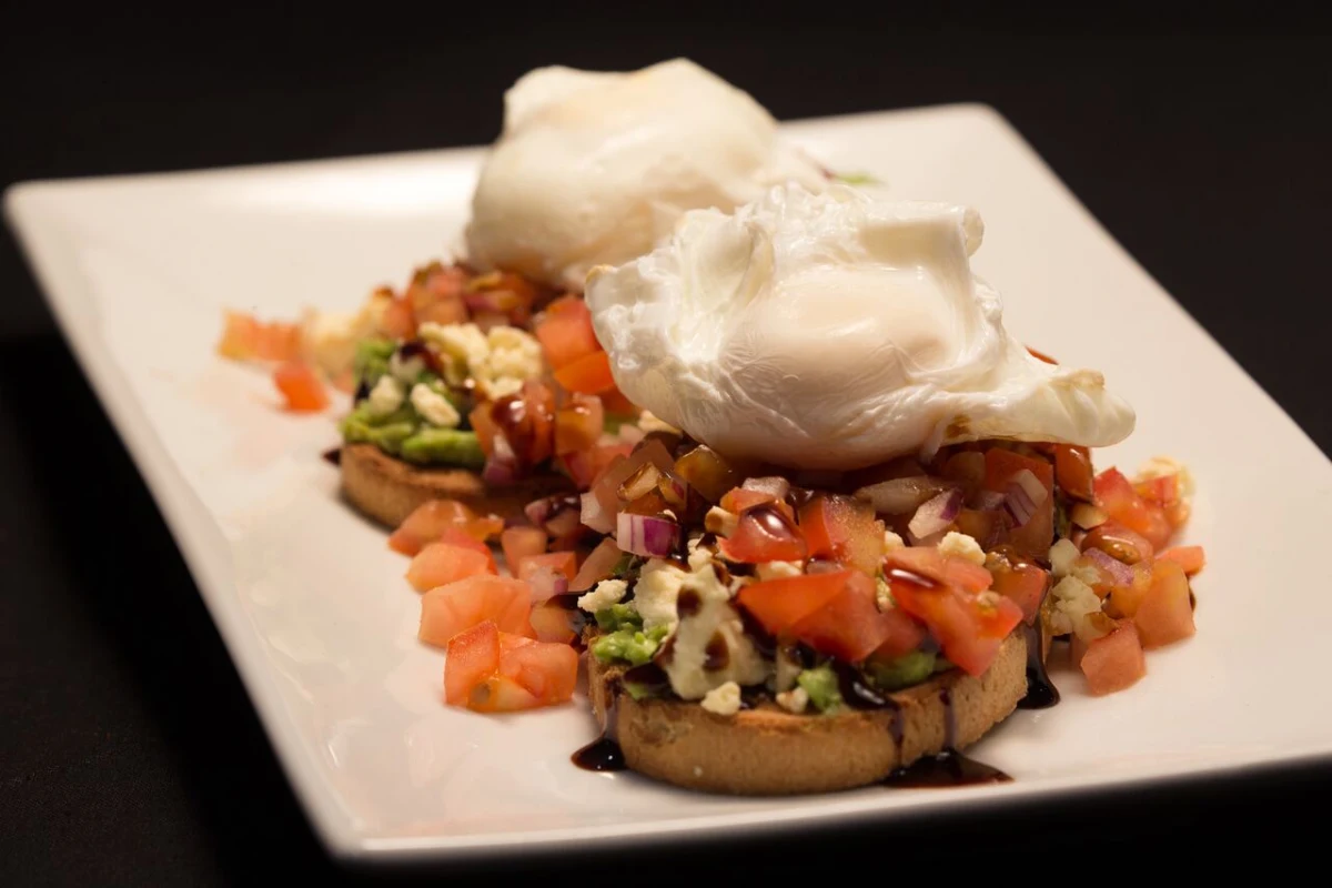 Highlights, Sam's Gourmet Cafe