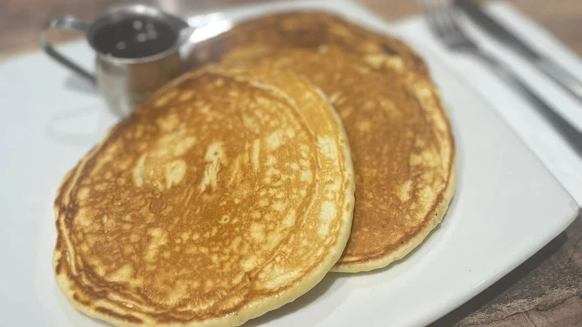 Highlights, Sam's Gourmet Cafe