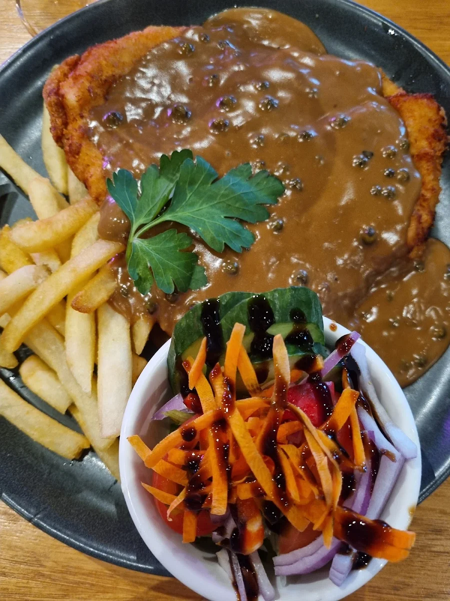 Chicken Schnitzel & Pepper Sauce
