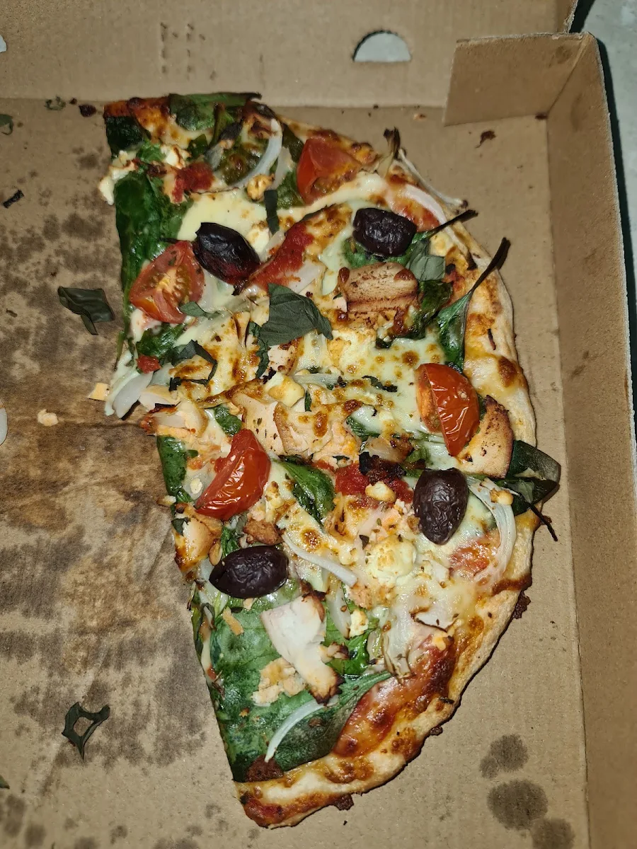 Highlights, Hillz Pizza Bar