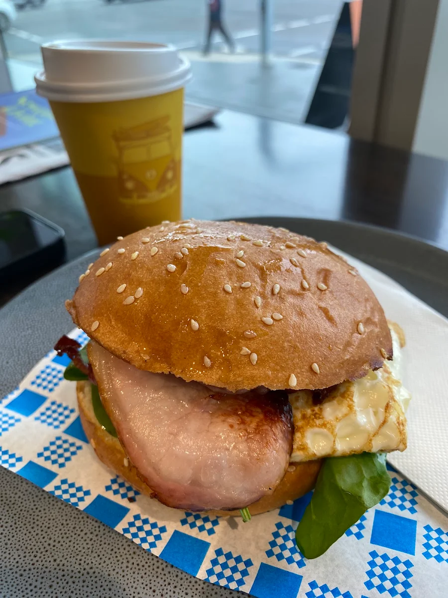 Egg N Bacon Burger