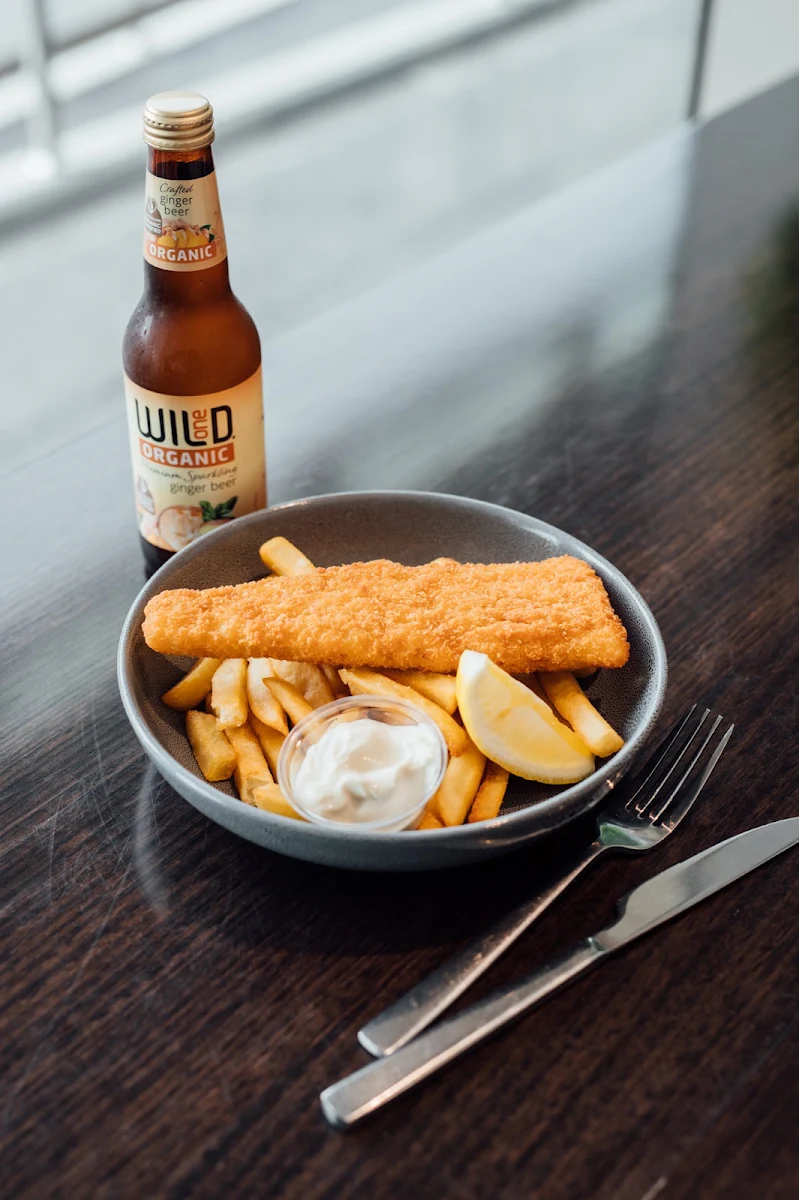 Fish & Chips with Lemon & Aioli