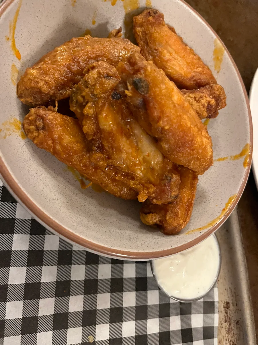 Buffalo Wings, Fancy Hank's Barbecue Restaurant