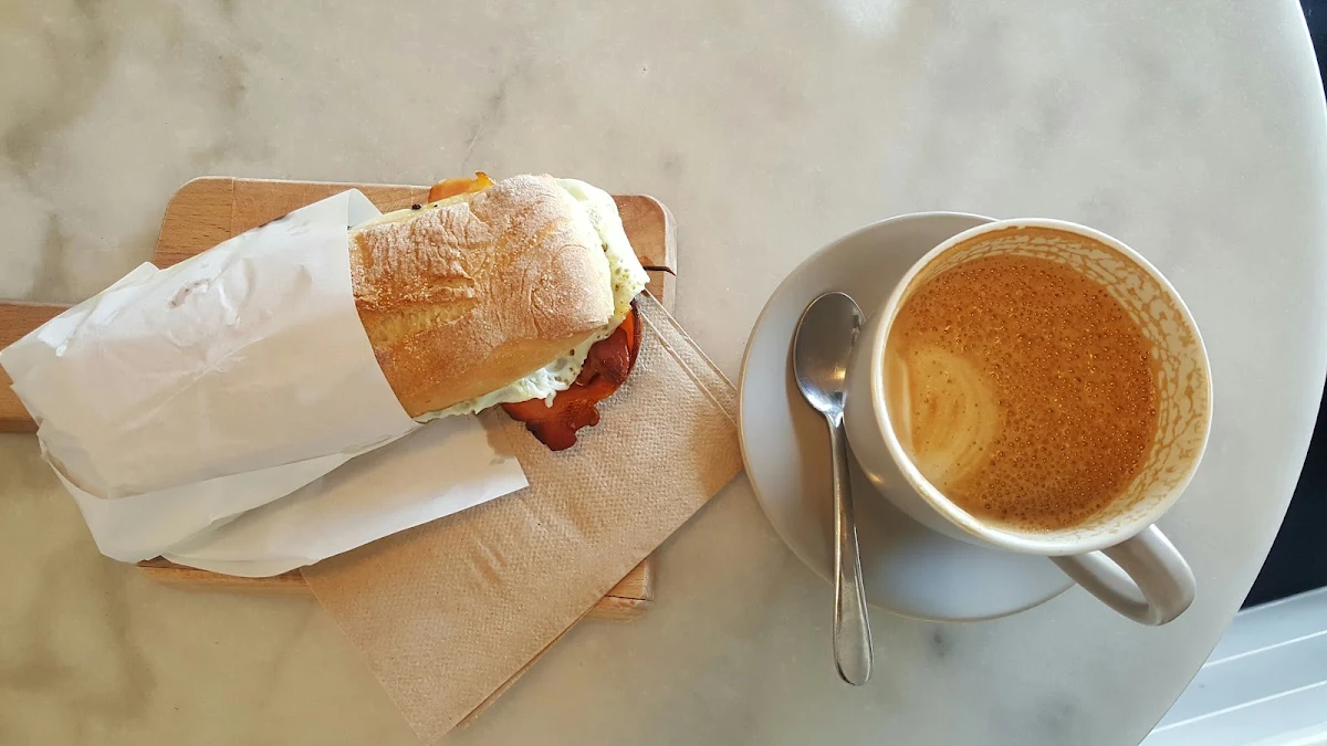 Egg & Bacon Roll, Sandy Ln