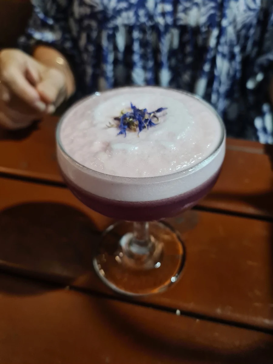 Flossy Floo, Stick Bar