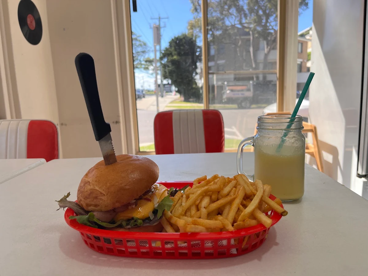 Cheeseburger, The Shoal Bay Diner