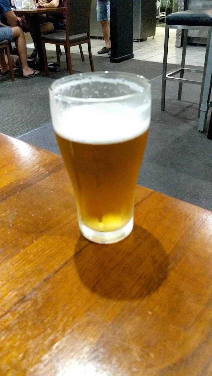 VB Beer, Tandara Hotel