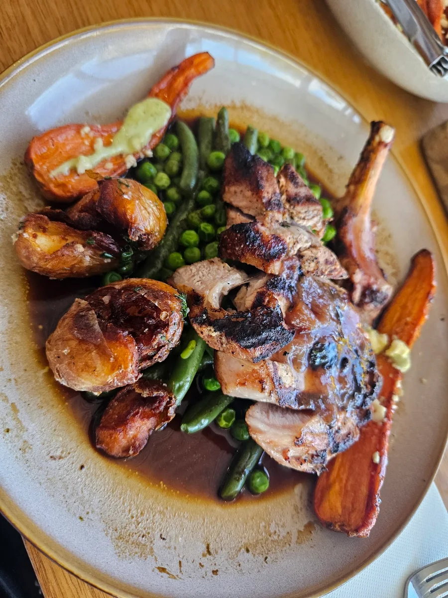 Lamb, Inglewood Inn