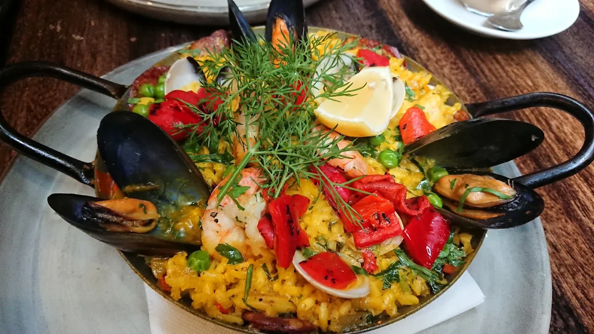 Degraves Valencia Paella