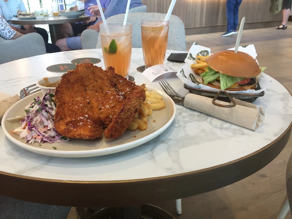 Chicken Snitzel, The Plough & Ale