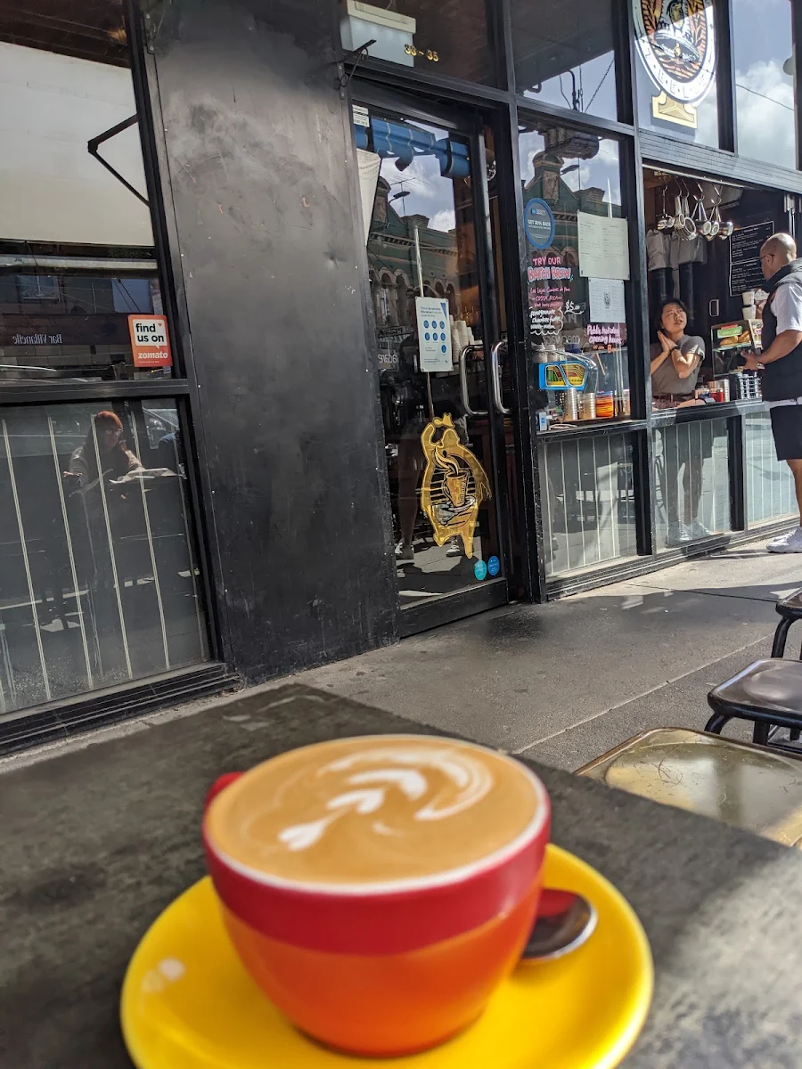 Flat White, Elfie Windsor