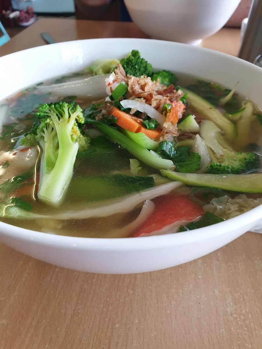 Egg Noodle Seafood Pho