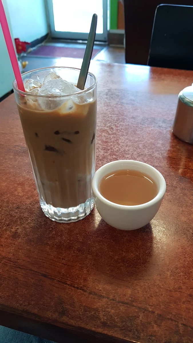 Vietnamese Iced White Coffee - Café Sữa Dá