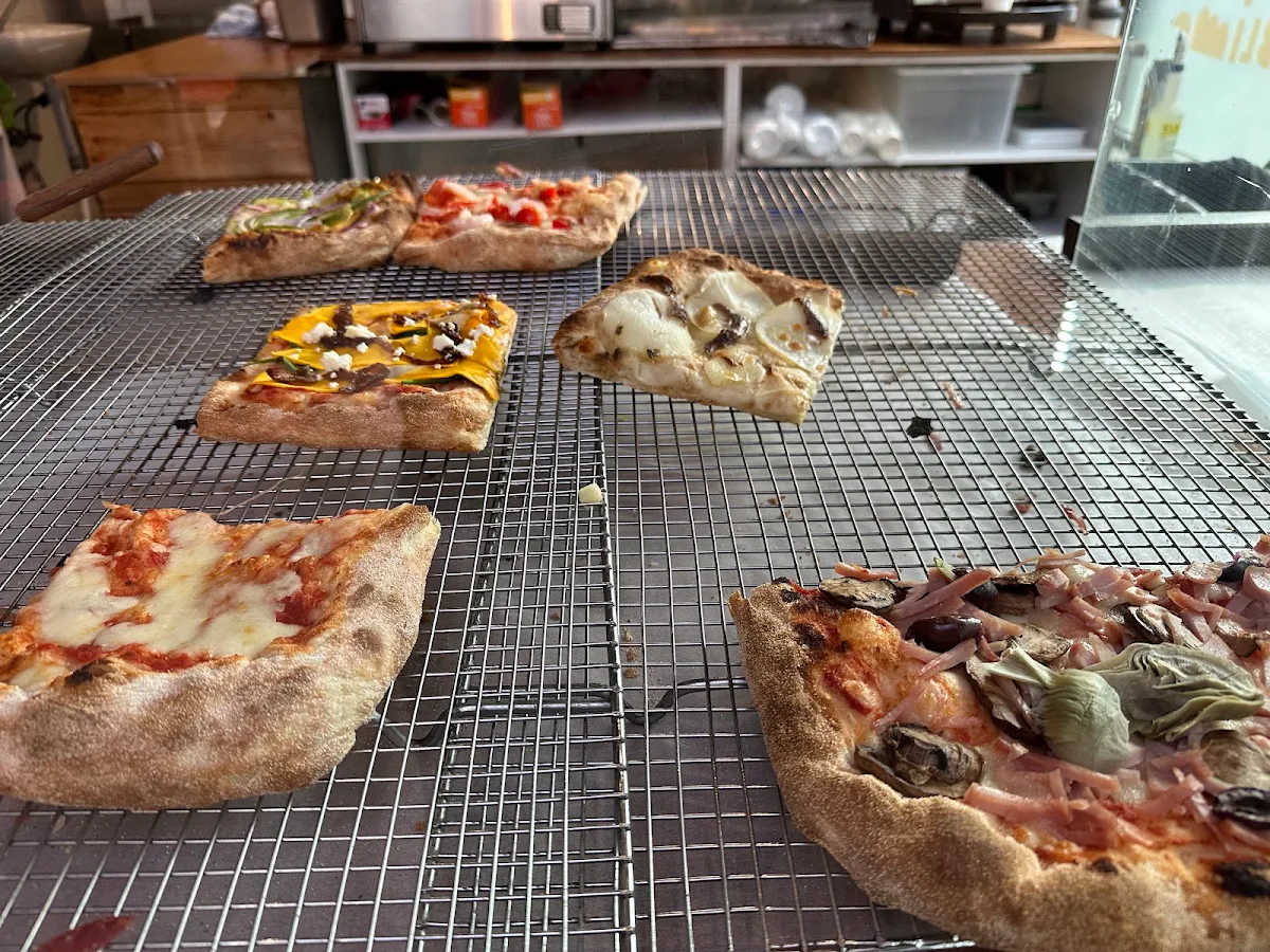 Hot Margherita Pizza