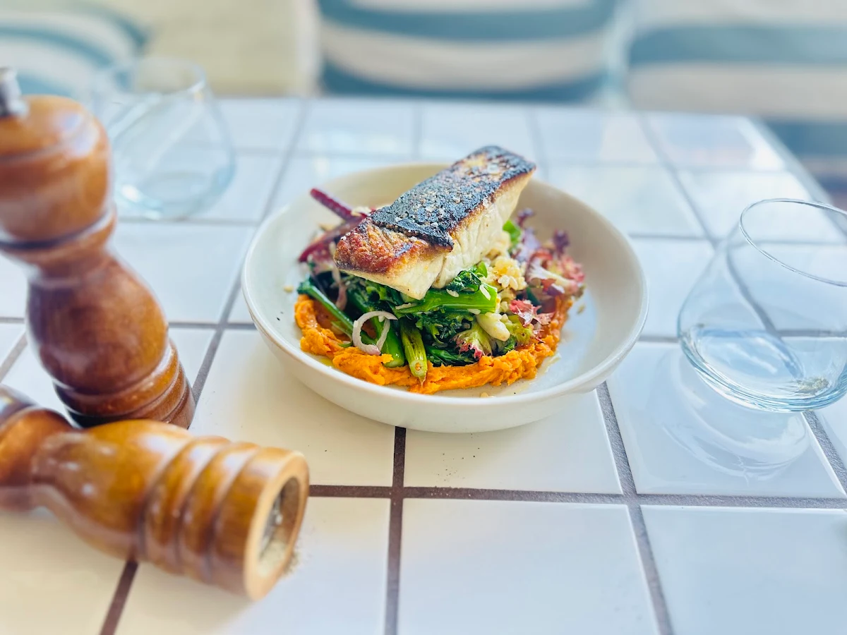 Highlights, Lovat Cafe Avalon Beach Front