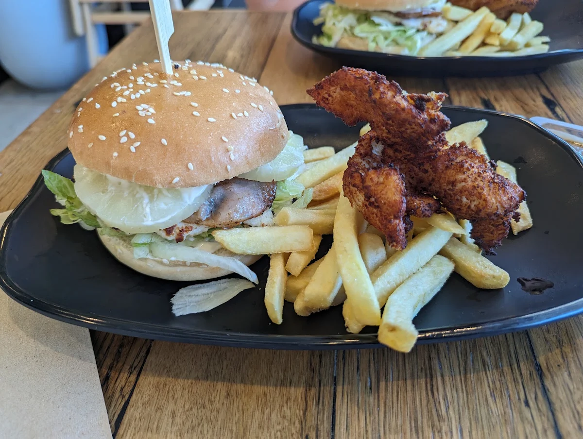 Highlights, Oporto Cameron Park