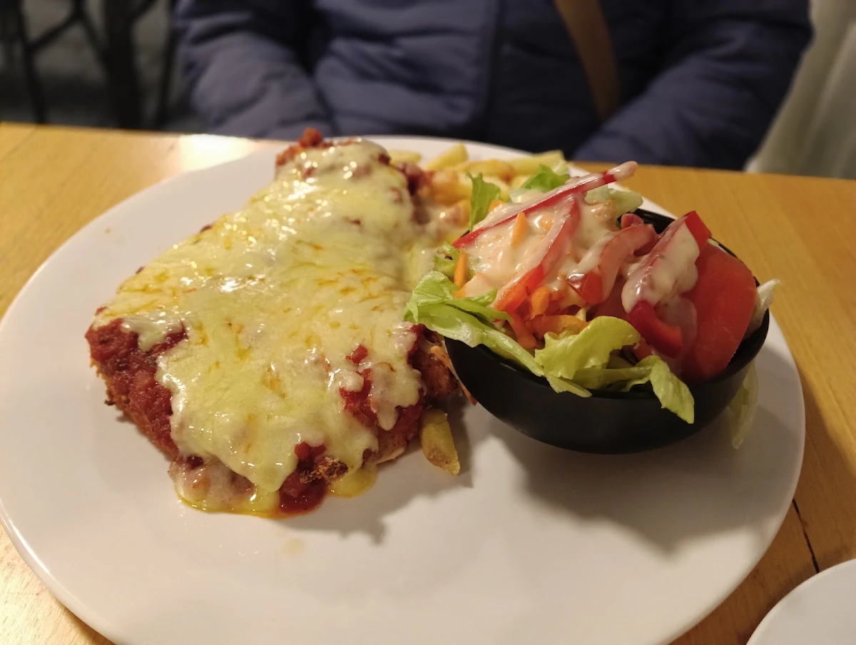 Highlights, The Duck-Inn Bar & Bistro