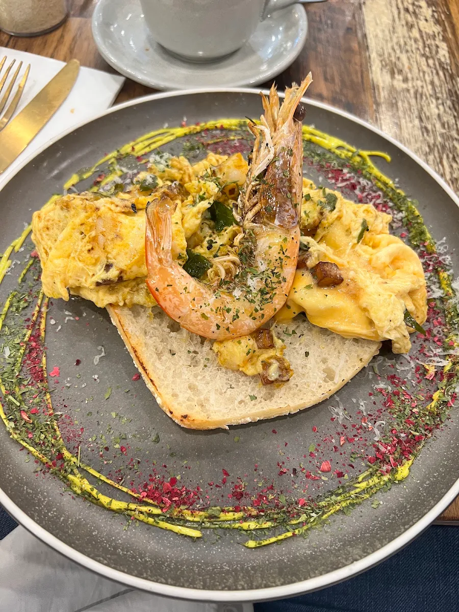 Prawn Scrambled Egg, FLOVIE CAFE