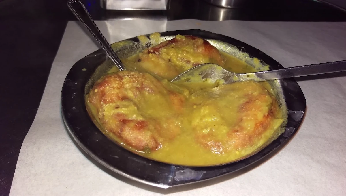 Sambar Vada, Dosa House