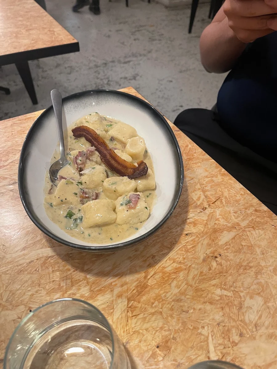 Gnocchi Carbonara