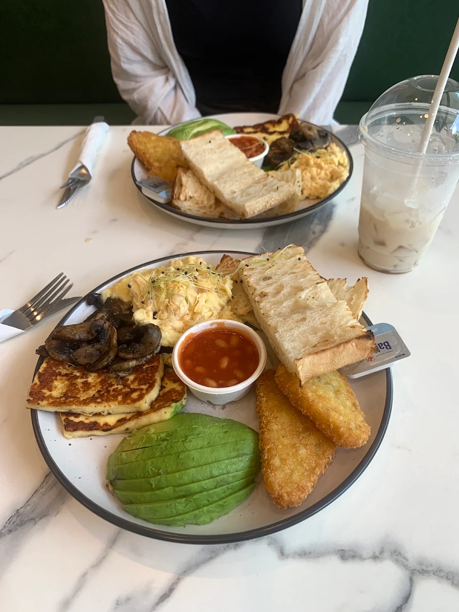 Highlights, Signature Cafe Helensvale