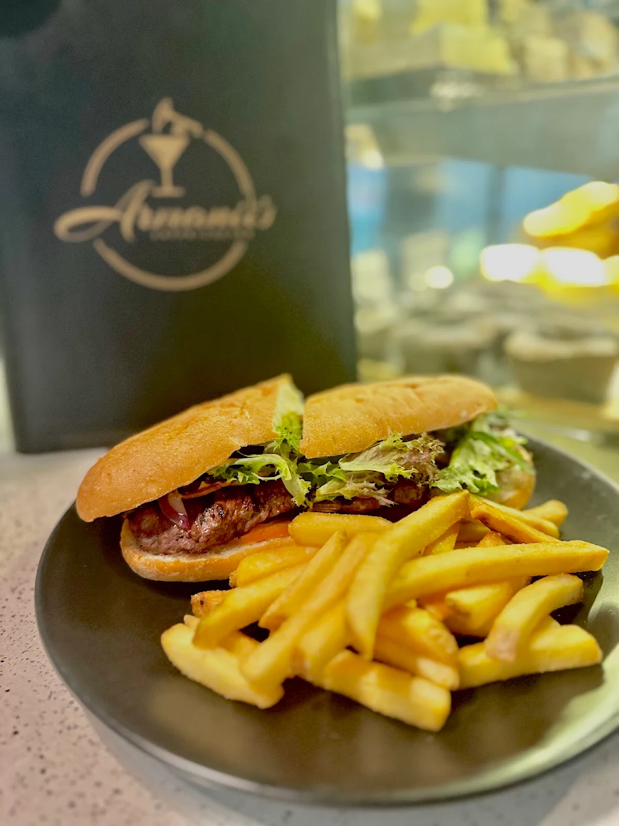 Armanis Club Steak Sandwich