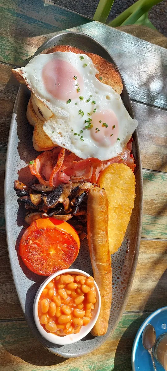 Big Brekkie, Malt & Honey Cafe