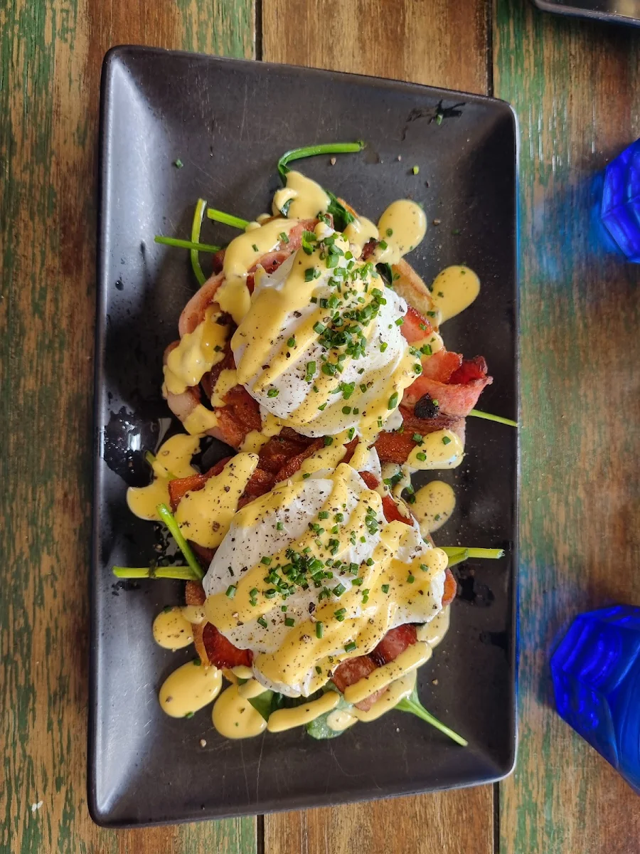 Eggs Benedict, Malt & Honey Cafe