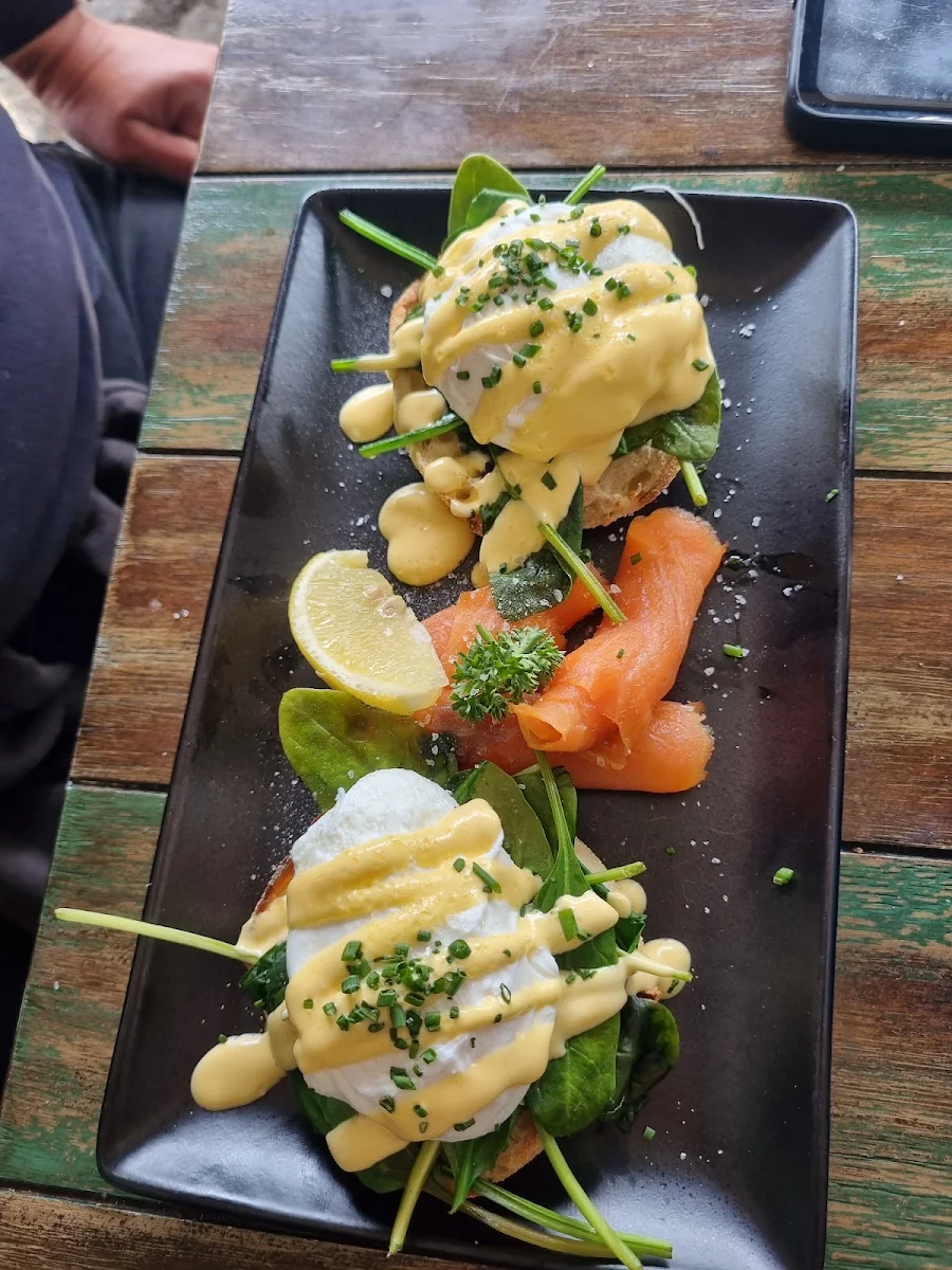 Eggs Bénédicte, Malt & Honey Cafe