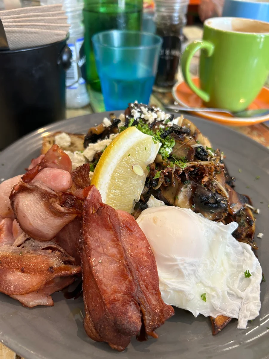 Mushroom Medley, Malt & Honey Cafe