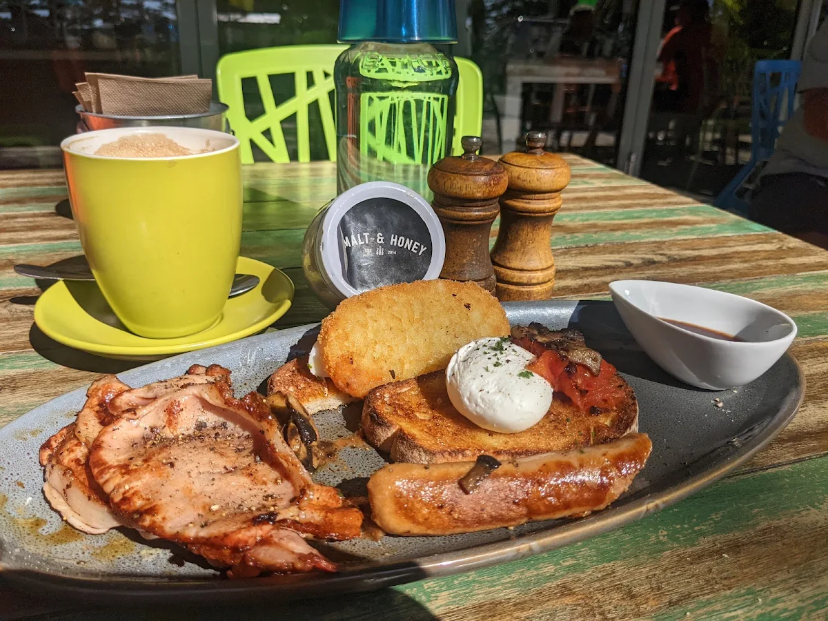 Take, Malt & Honey Cafe