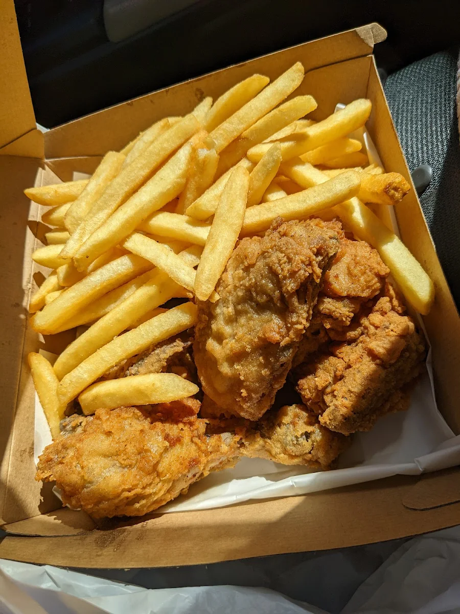 Highlights, Al's Fried Chickens