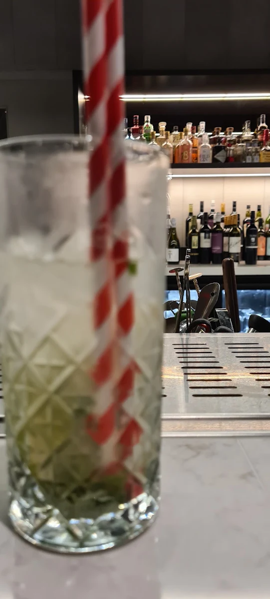 Mojito, Bespoke Wine Bar & Kitchen