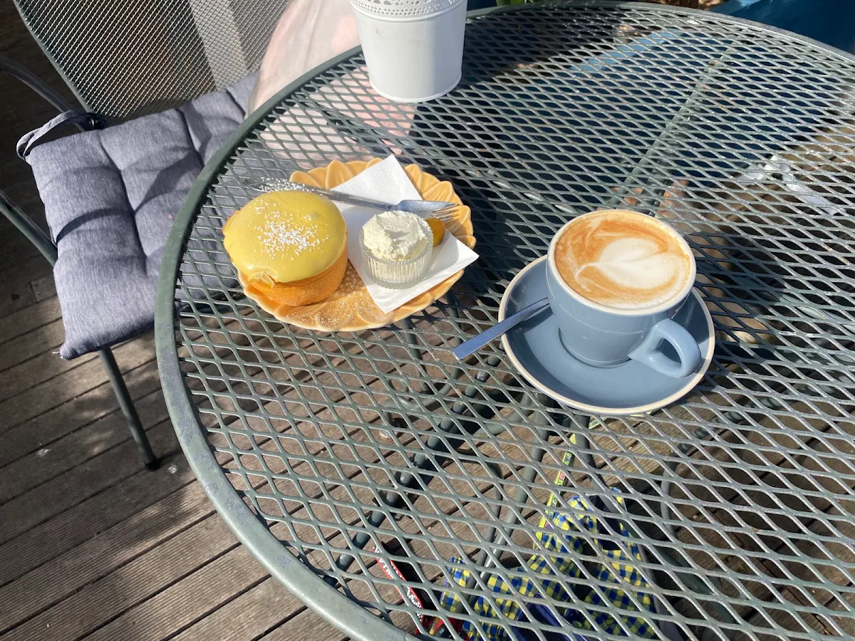 Highlights, The Bay Road Cafe