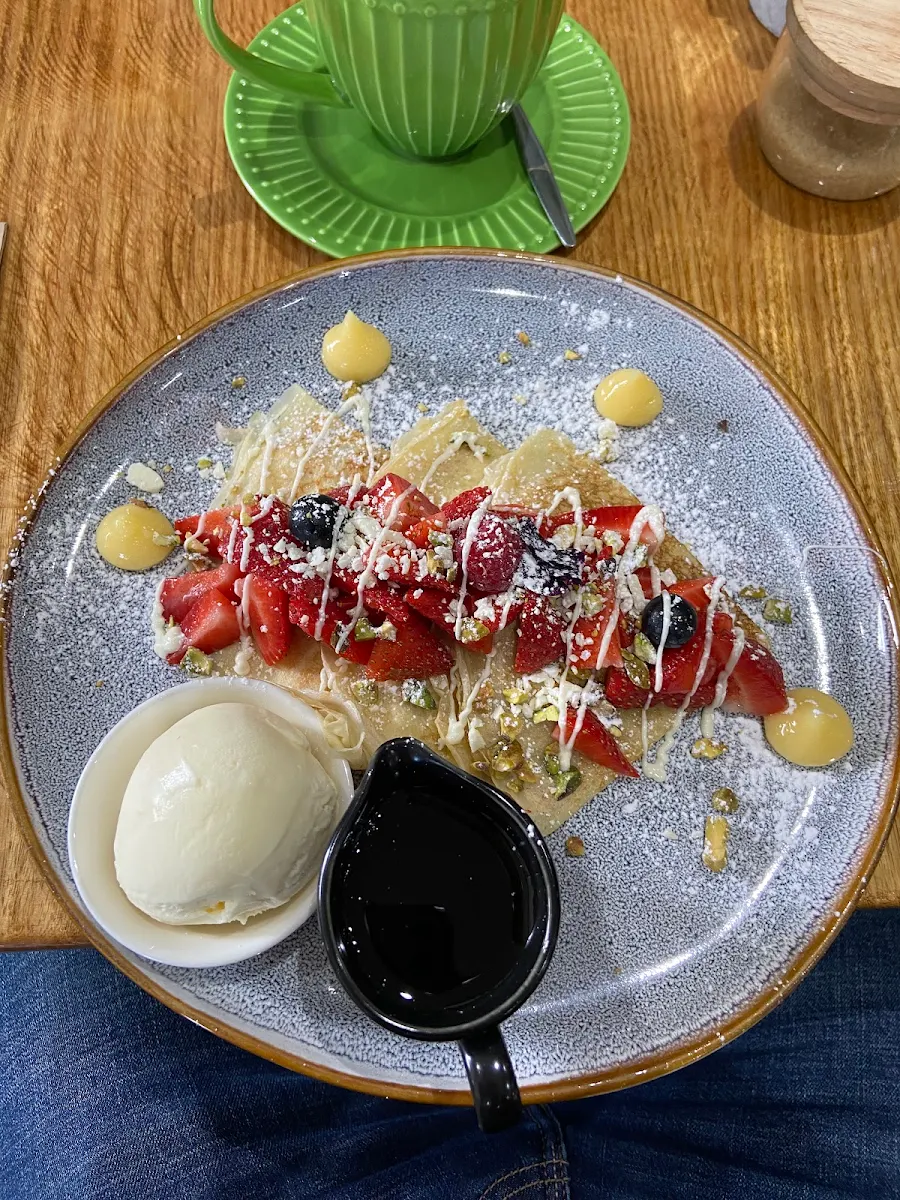 Highlights, Willow Tree Cafe