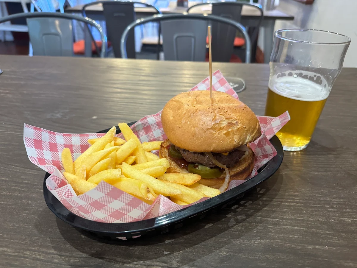 Highlights, The Bellevue Darling Range Hotel