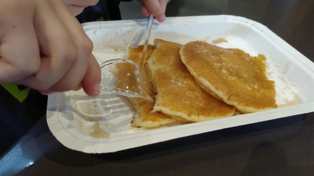 Pancakes, McDonald's Lisarow