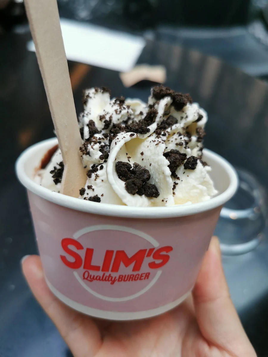 Sundae, Slim's Quality Burger