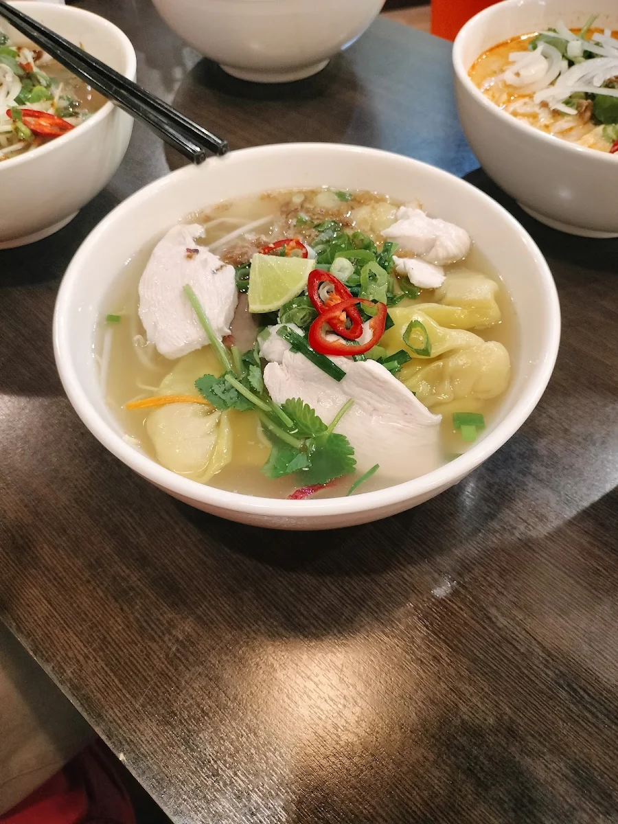 Highlights, Viet's Roll Cleveland