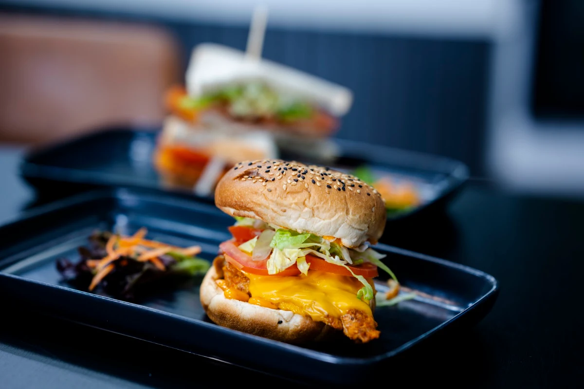 Highlights, Cafelicious & Co