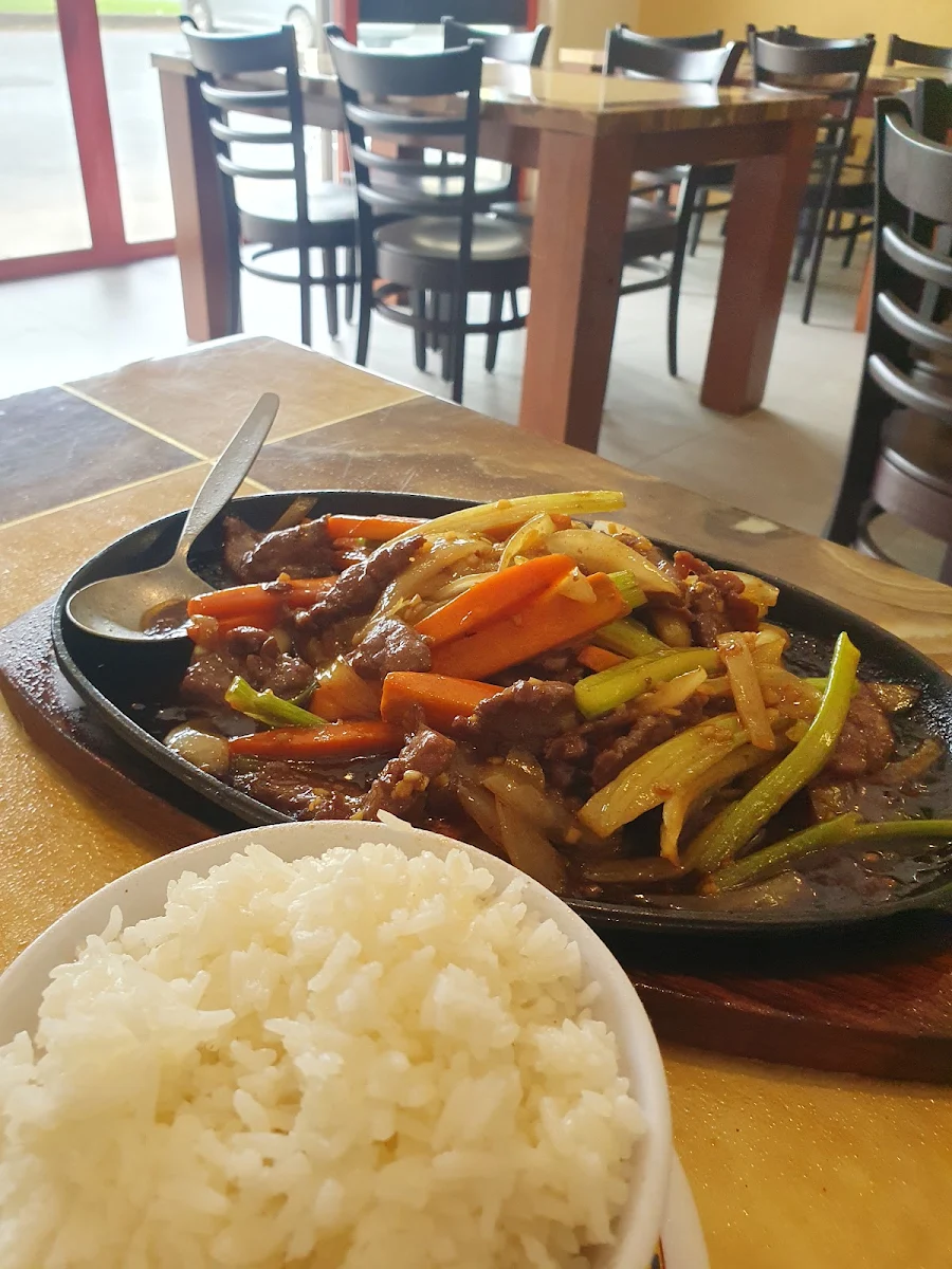 Sizzling Beef and Steamed Rice
