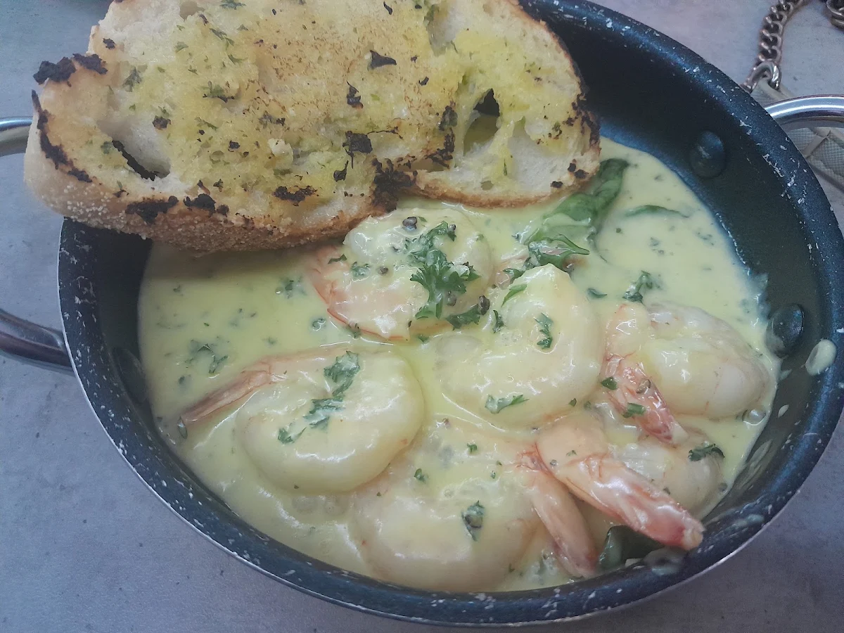 Garlic Prawns Entree