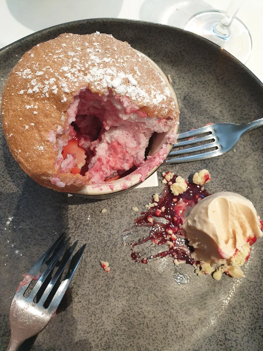 Raspberry Souffle, Bacash Restaurant