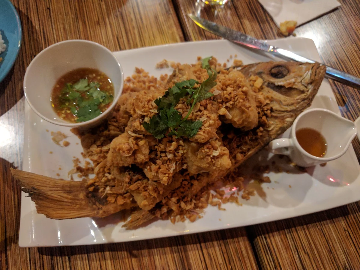 Garlic Snapper, Totally Thai