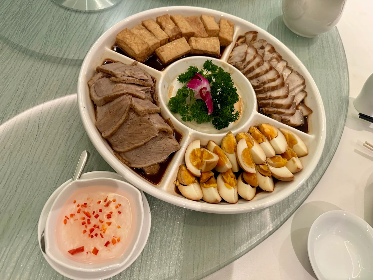 Highlights, Sunny Seafood Central Park Mall偉洋海鮮酒樓