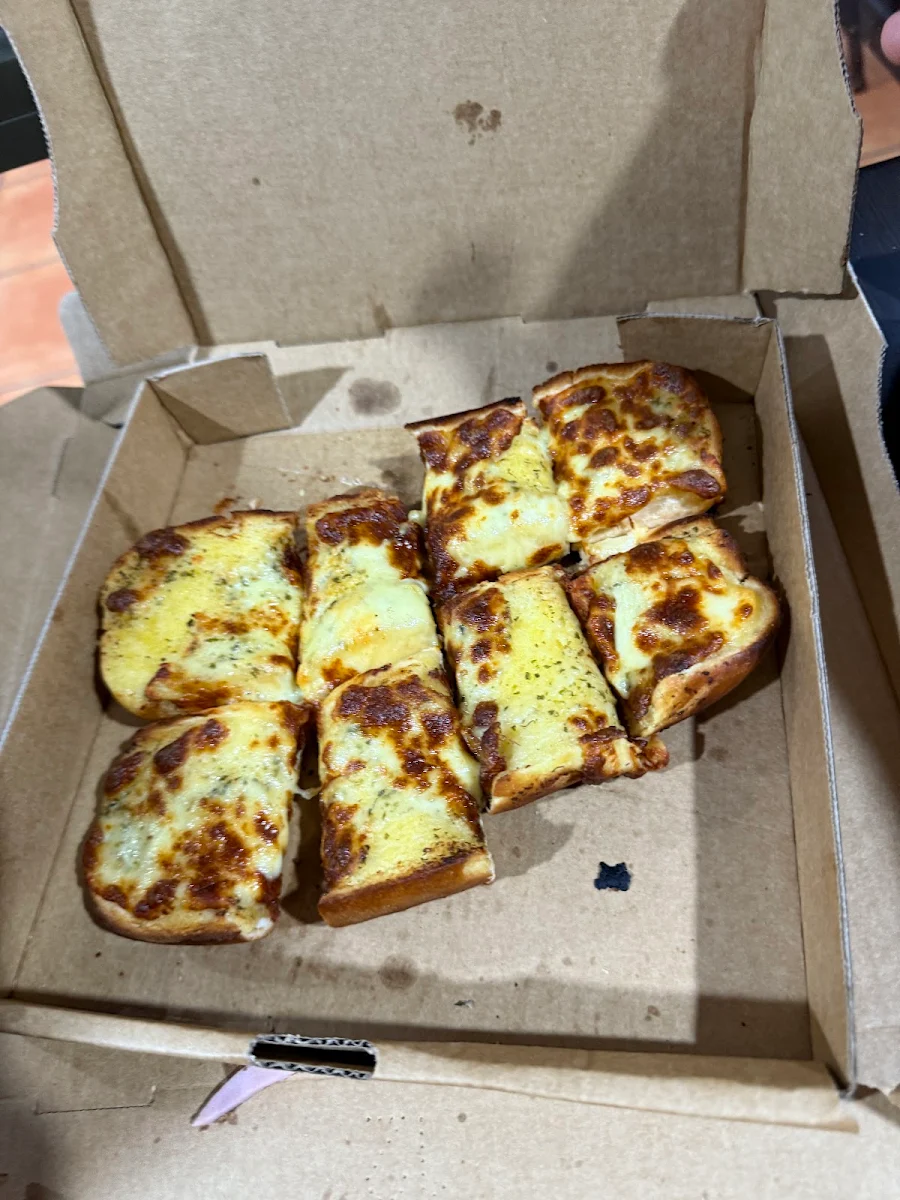 Highlights, Lapino's Pizza